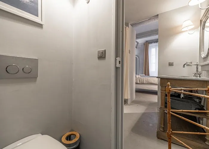 Croisette 2 * カンヌ